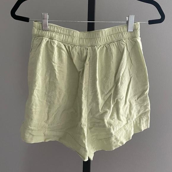 Abercrombie & Fitch Lime Green Linen Pull On Shorts Size Small - Picture 2 of 4